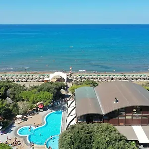 4* Ośrodek wypoczynkowy Canado Club Family Village